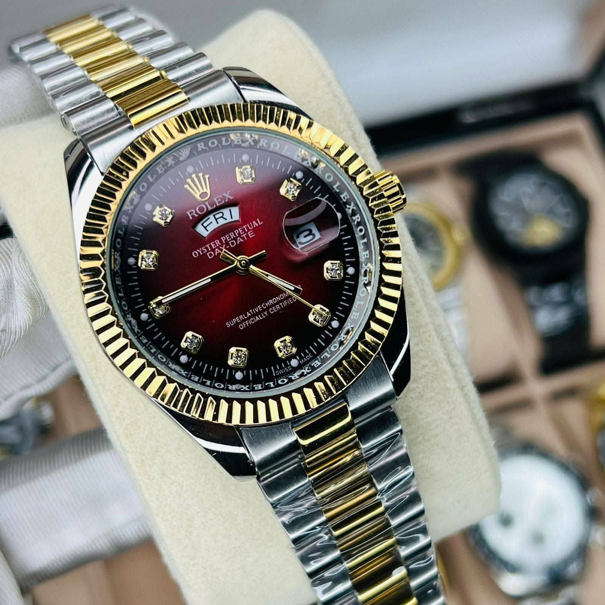 Men's Gold Watch Rolex Day-Date | Diamond | 36mm | Green MoP | ساعة رولكس داي ديت ذهبية للرجال | ألماس | 36 مم قرص أخضر من عرق اللؤلؤ